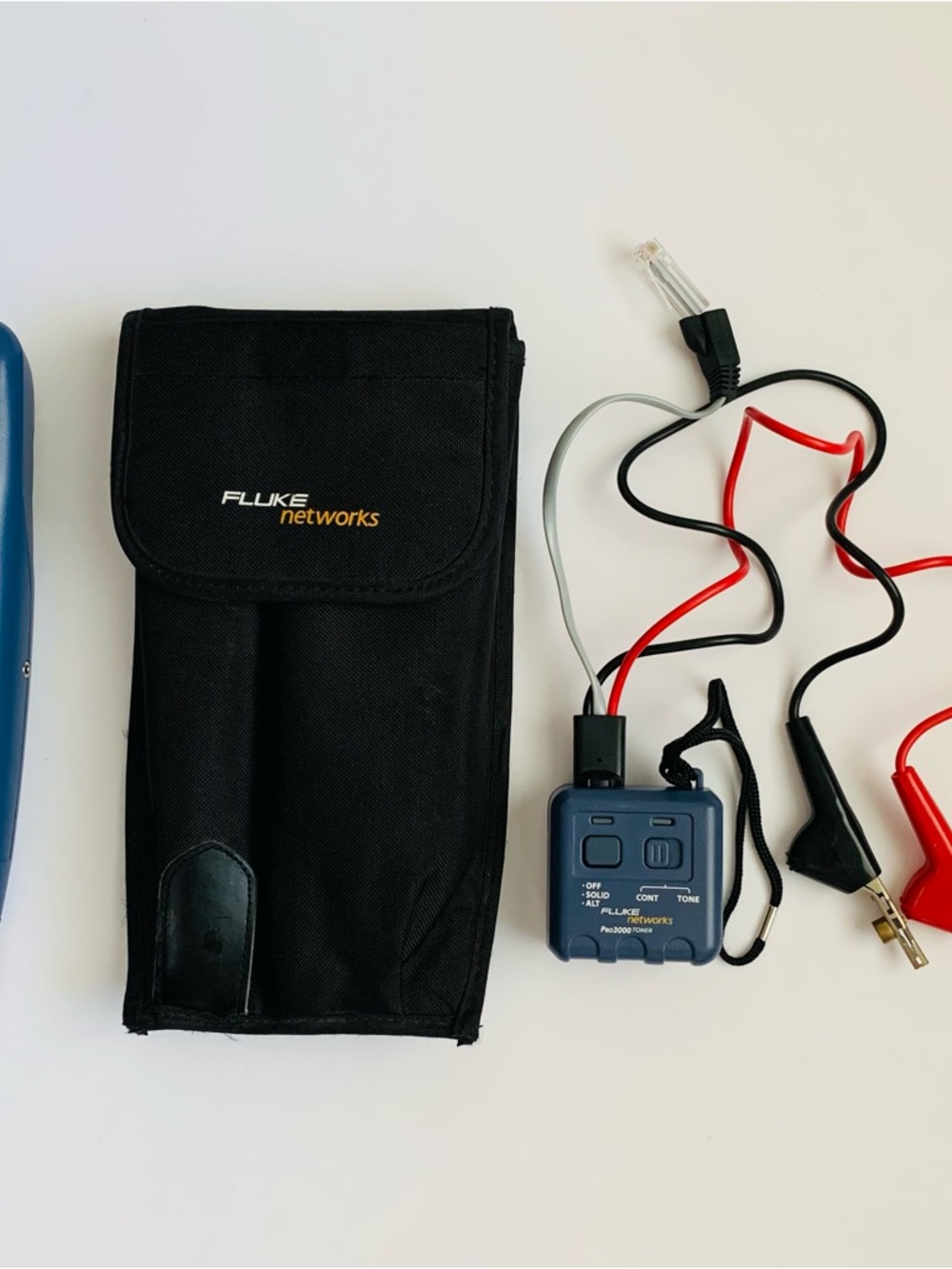 Fluke Networks Pro 3000 Probe & Toner Kit With Carrying Pouch